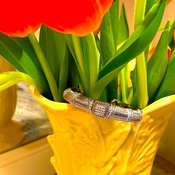 Judith Ripka Sterling Silver hinged cuff - Picture 10 of 13